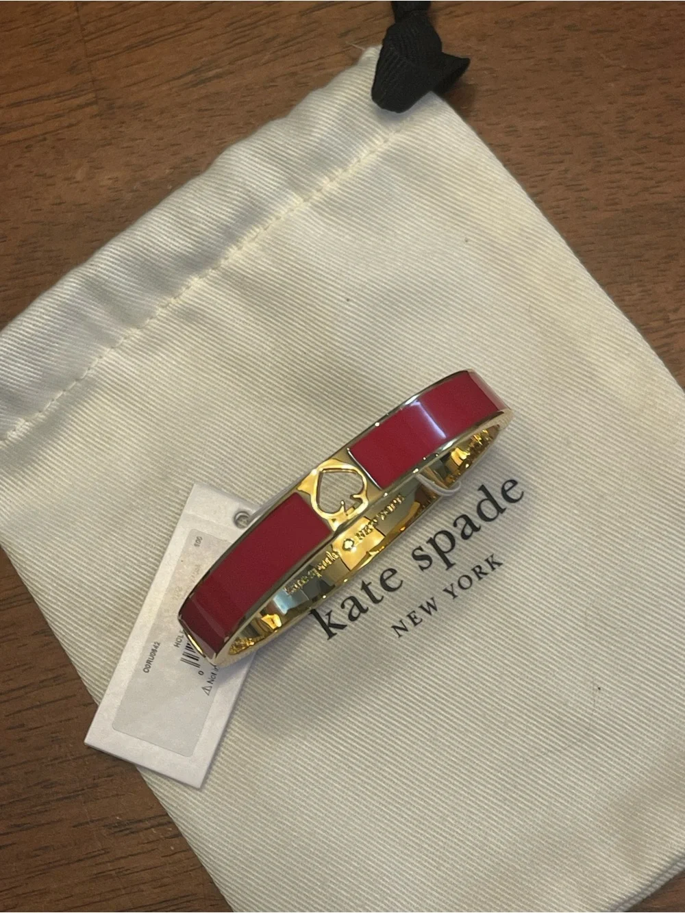 NWT~KATE SPADE~Spot the Spade Enamel Hinged Bangle